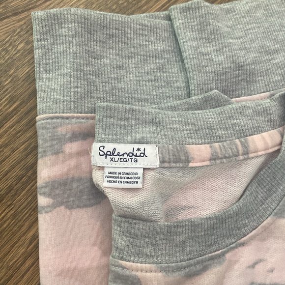 Splendid Crewneck Top & Joggers Set - Picture 4 of 6